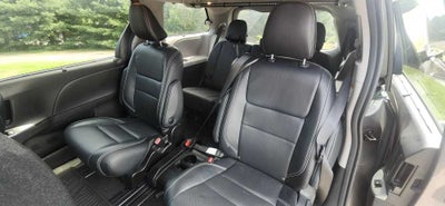 2018 Toyota Sienna SE