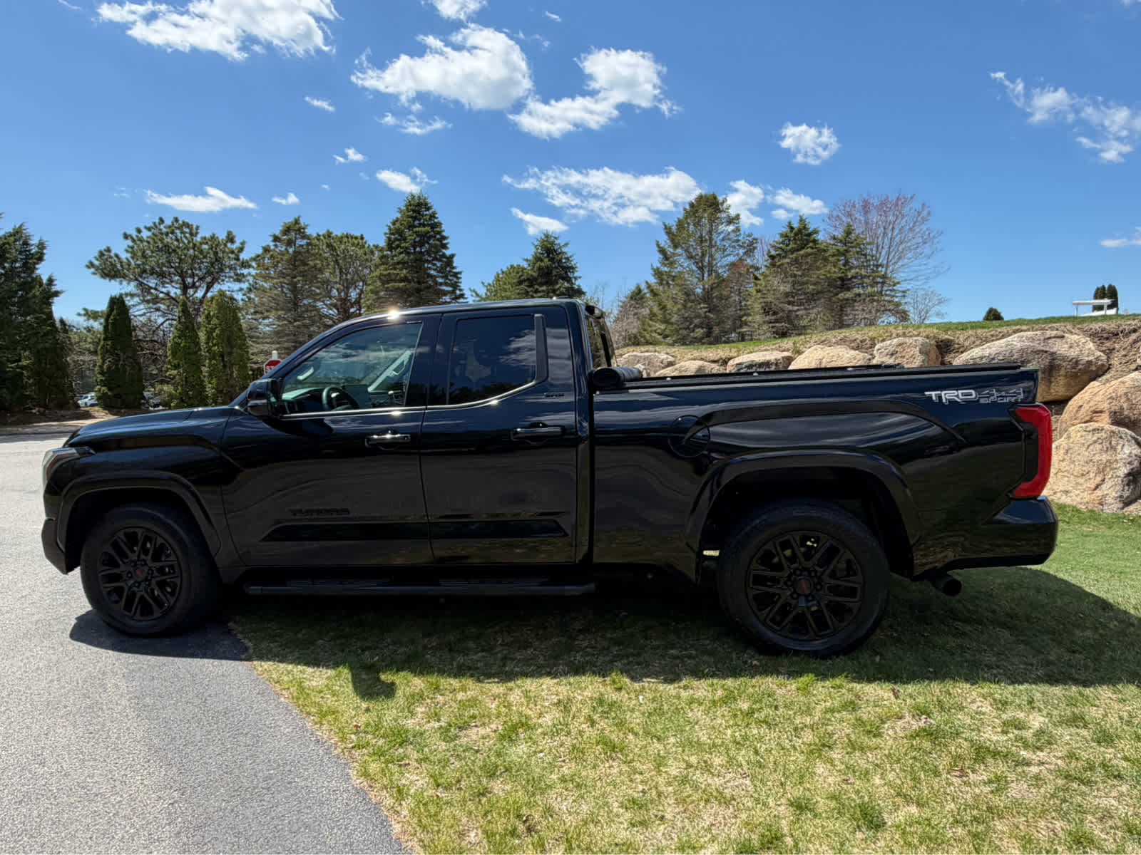 2022 Toyota Tundra SR5