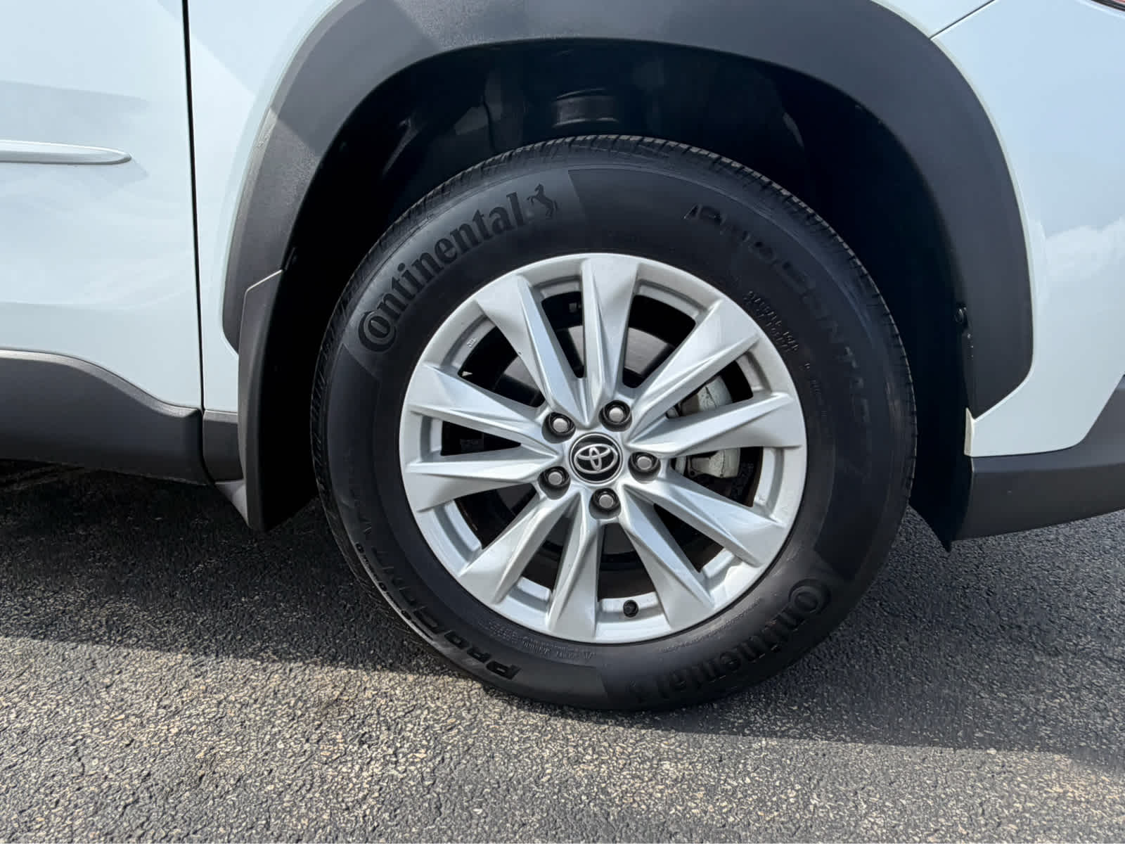 2023 Toyota Corolla Cross LE