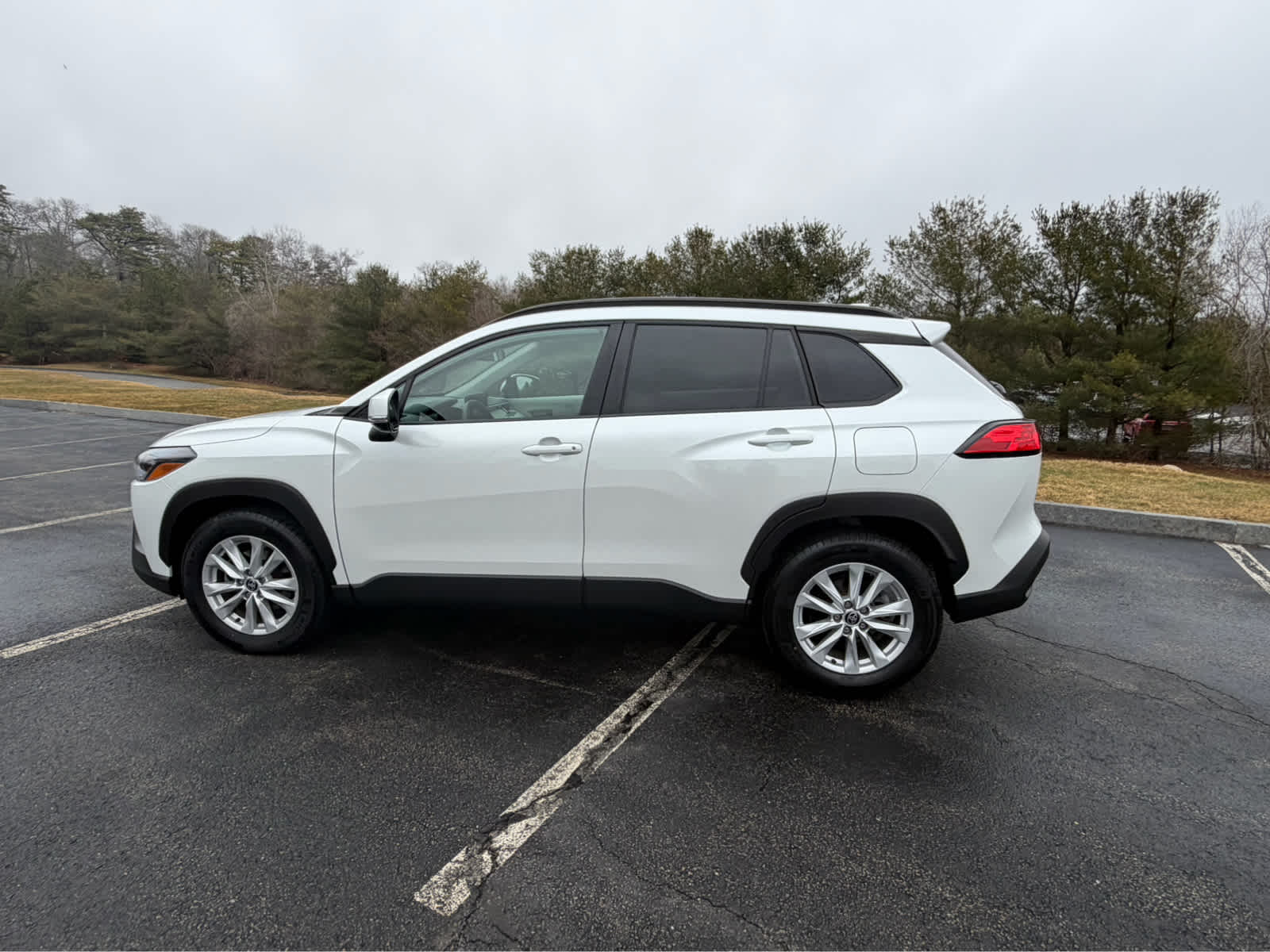 2023 Toyota Corolla Cross LE