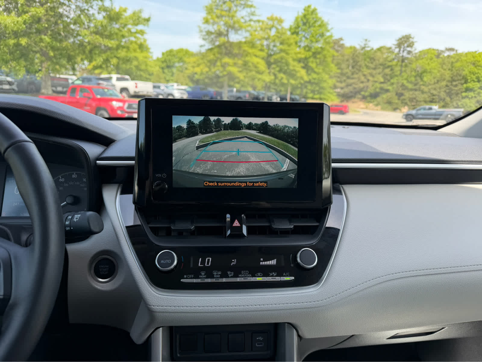 2023 Toyota Corolla Cross LE