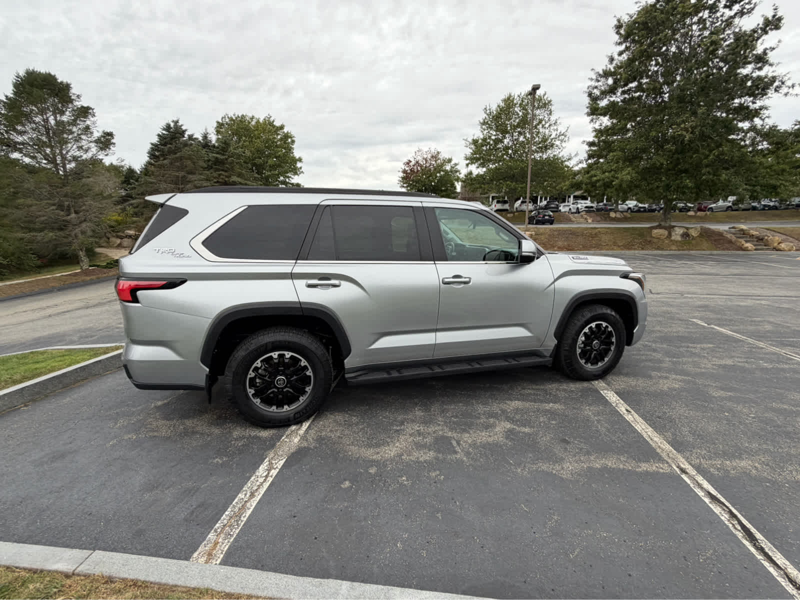 2024 Toyota Sequoia SR5
