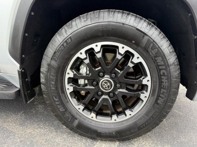 2024 Toyota Sequoia SR5