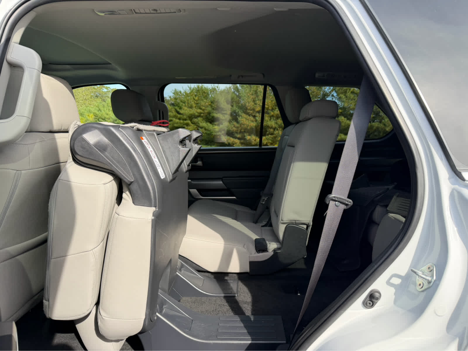 2024 Toyota Sequoia SR5