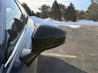 2025 Toyota Crown Signia XLE