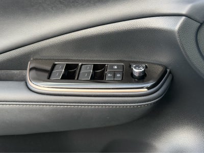 2025 Toyota Crown Signia XLE