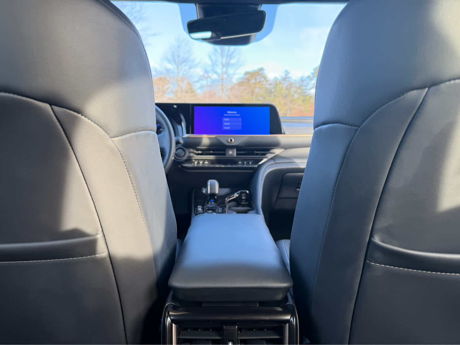 2025 Toyota Crown Signia XLE