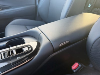 2025 Toyota Crown Signia XLE