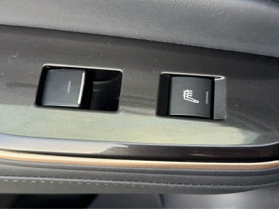 2025 Toyota Crown Signia XLE