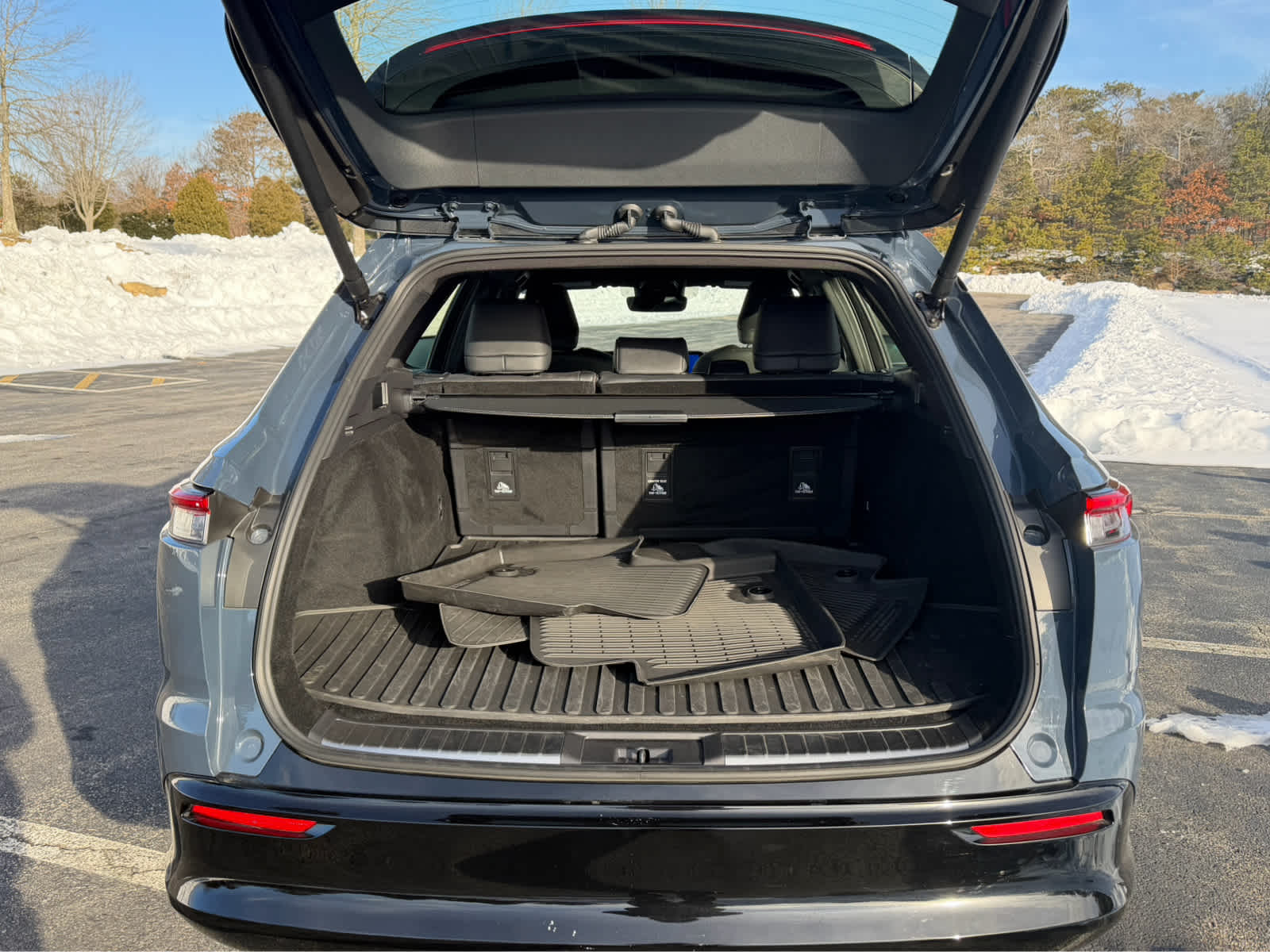 2025 Toyota Crown Signia XLE