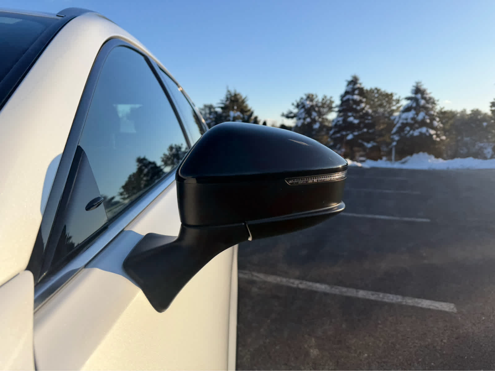 2025 Toyota Crown Signia XLE