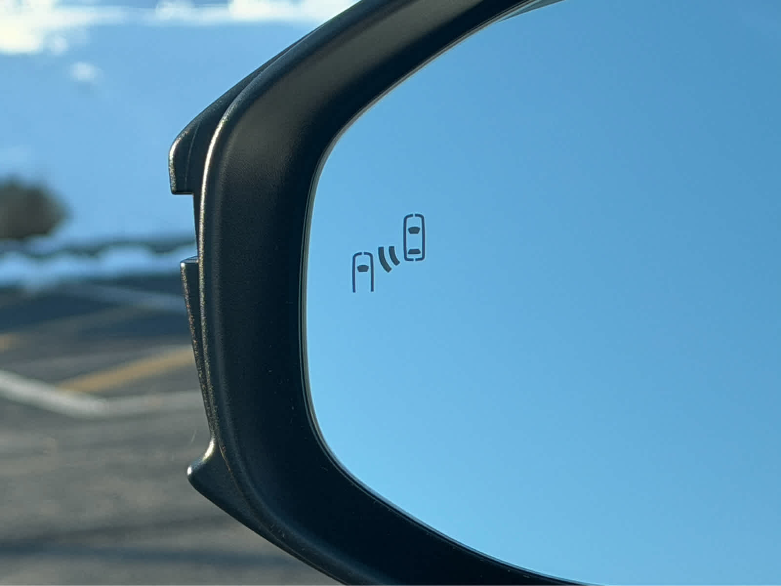 2025 Toyota Crown Signia XLE