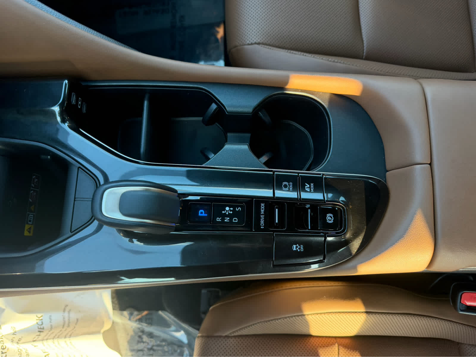 2025 Toyota Crown Signia XLE