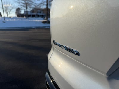 2025 Toyota Crown Signia XLE