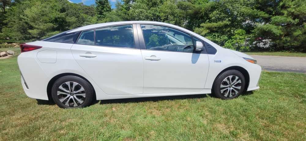 2022 Toyota Prius Prime XLE