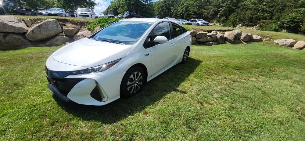 2022 Toyota Prius Prime XLE
