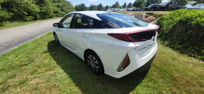 2022 Toyota Prius Prime XLE
