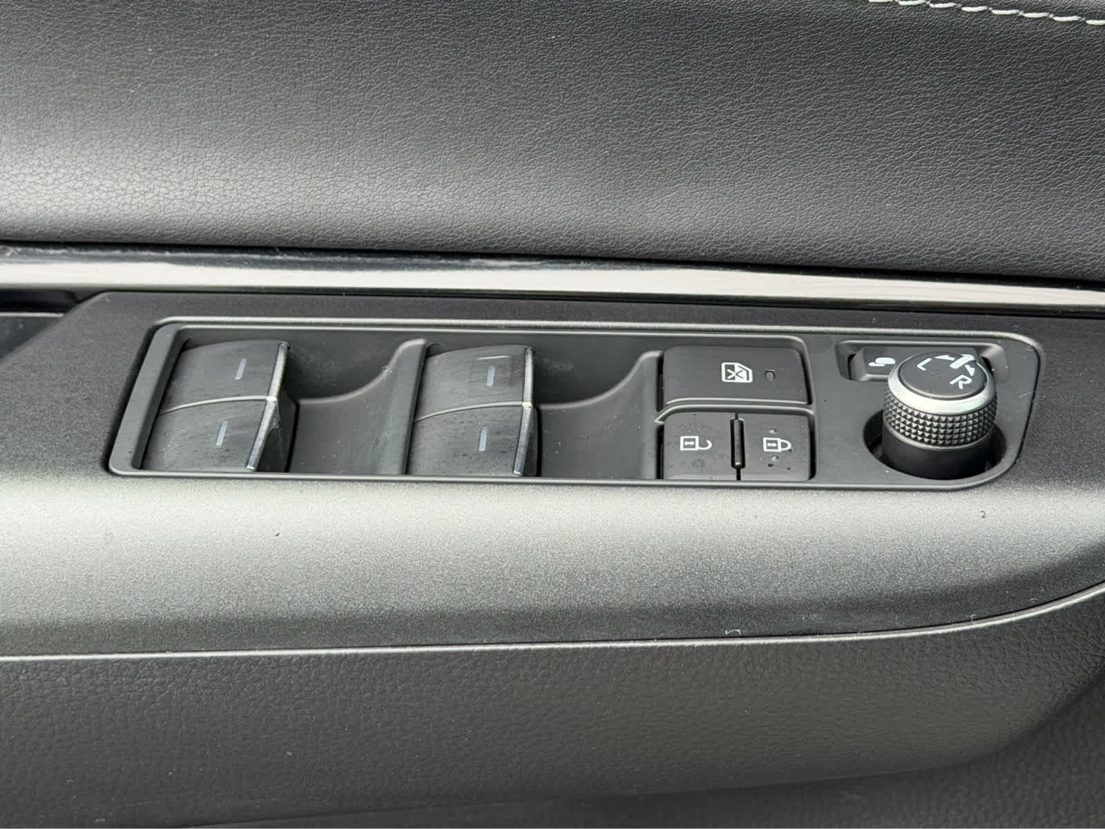 2022 Toyota Venza LE