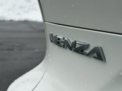 2022 Toyota Venza LE