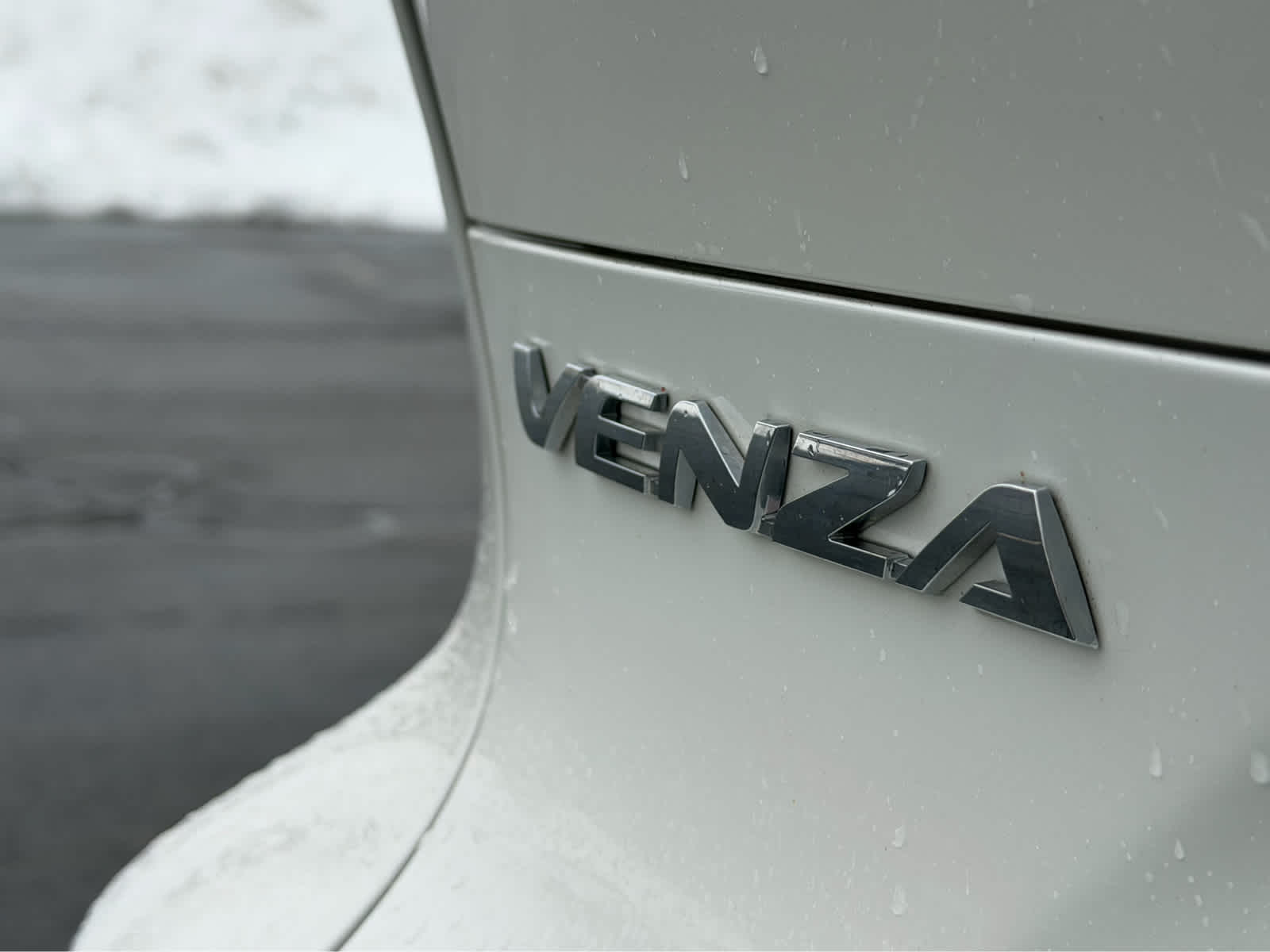 2022 Toyota Venza LE