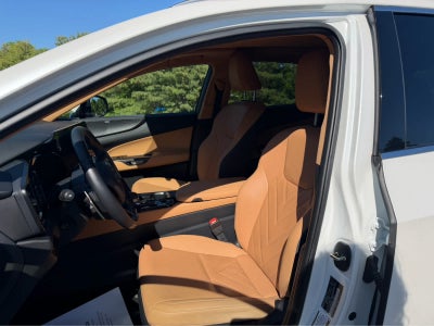 2025 Lexus NX 450h+ Luxury