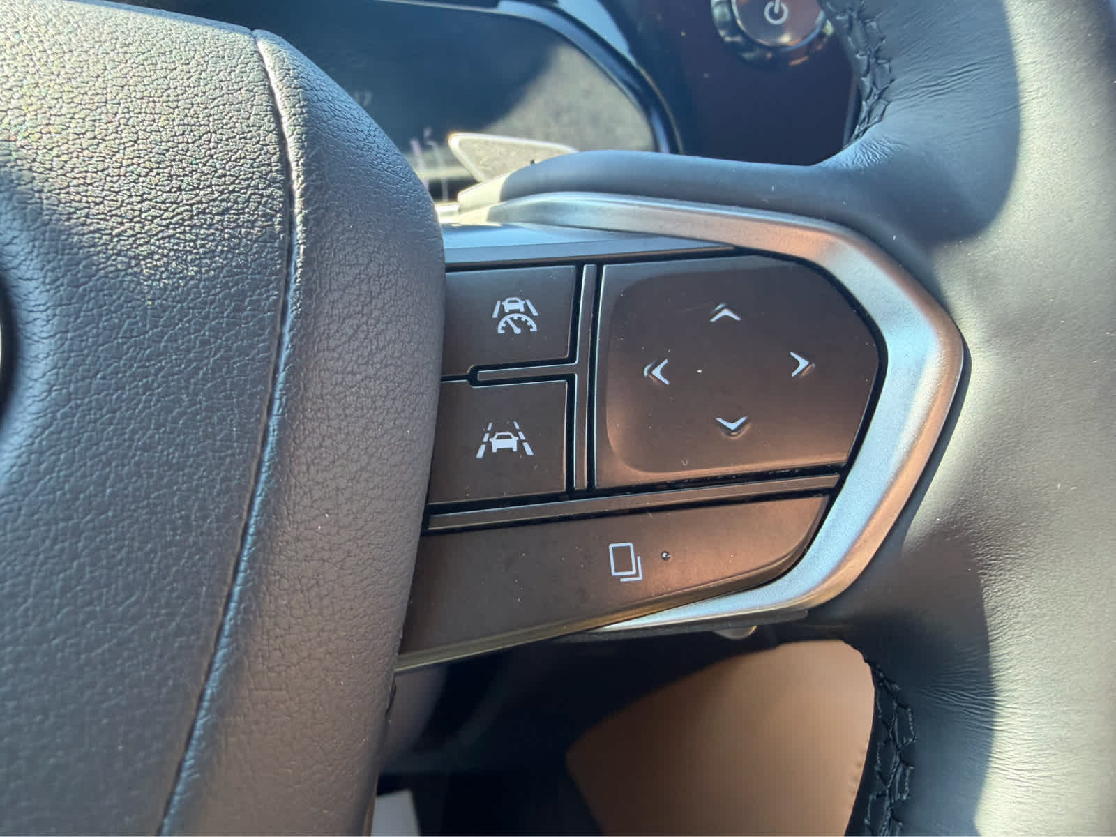 2025 Lexus NX 450h+ Luxury