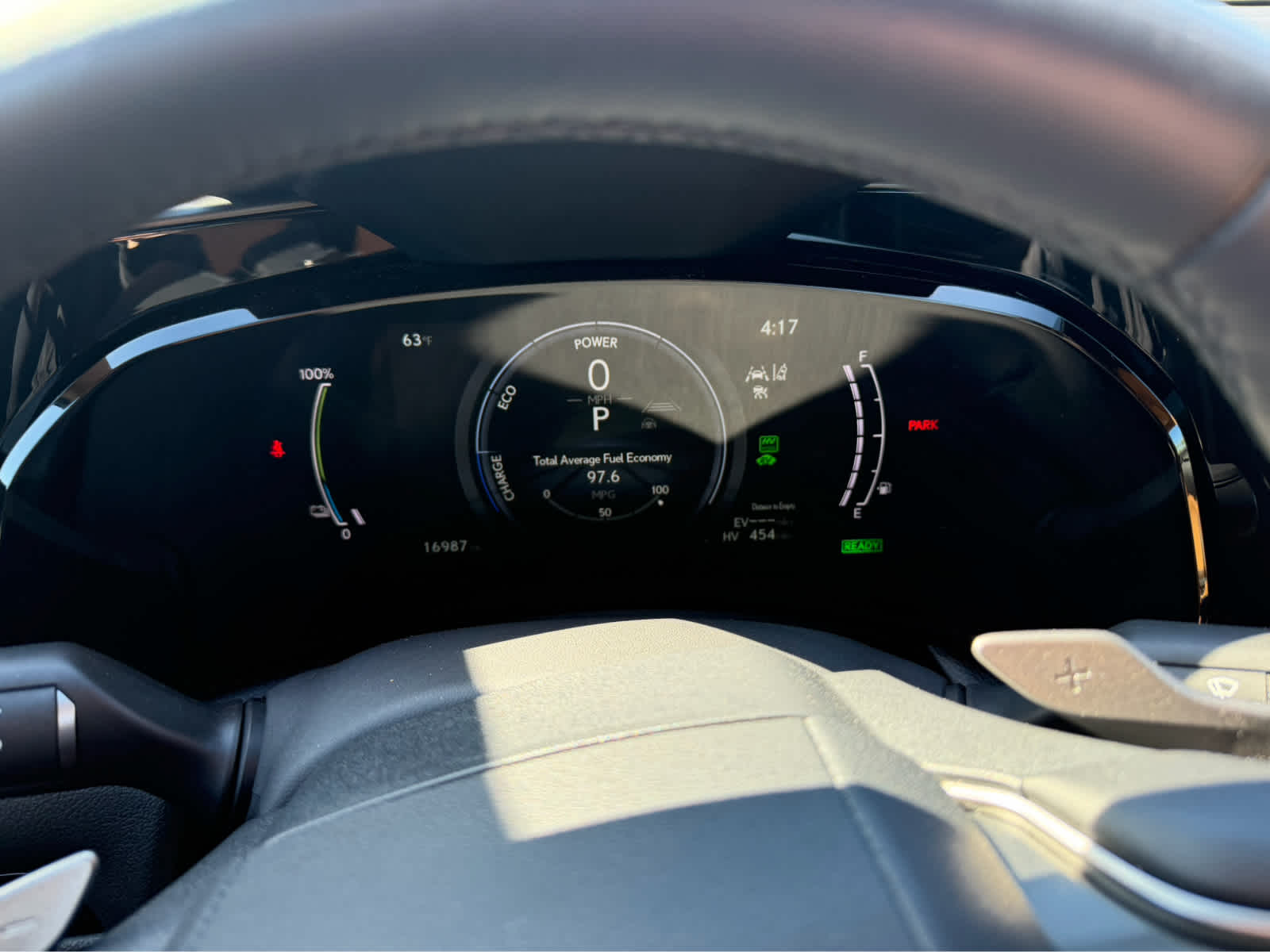 2025 Lexus NX 450h+ Luxury