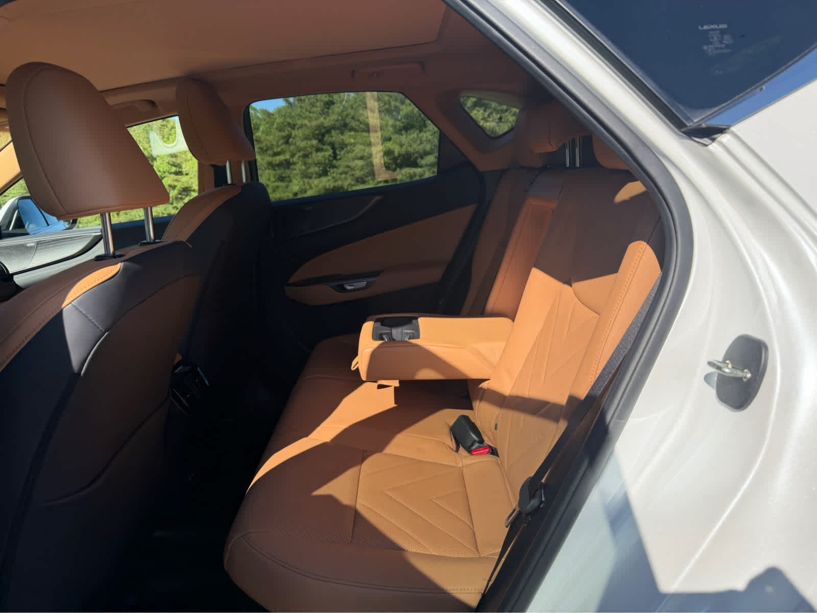 2025 Lexus NX 450h+ Luxury