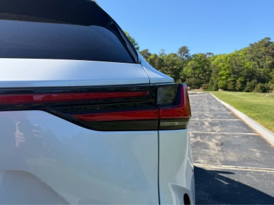 2025 Lexus NX 450h+ Luxury