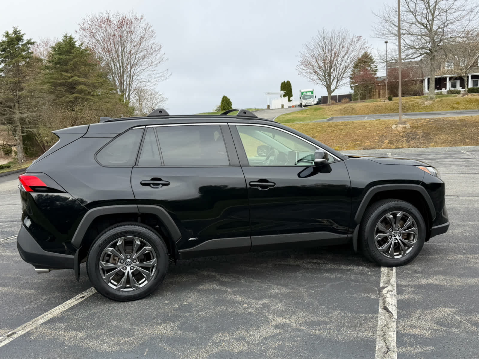 2023 Toyota RAV4 Hybrid XLE Premium