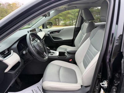 2023 Toyota RAV4 Hybrid XLE Premium