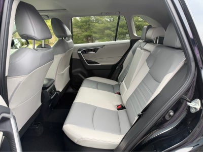 2023 Toyota RAV4 Hybrid XLE Premium