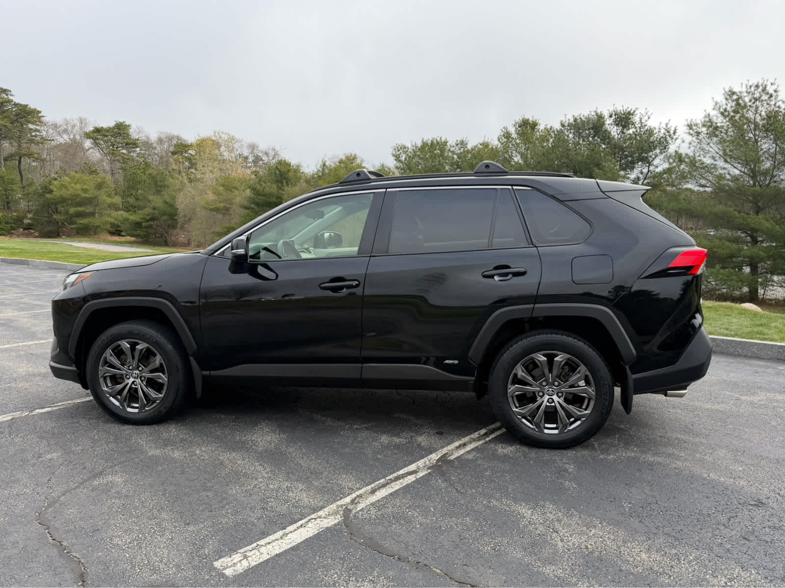 2023 Toyota RAV4 Hybrid XLE Premium