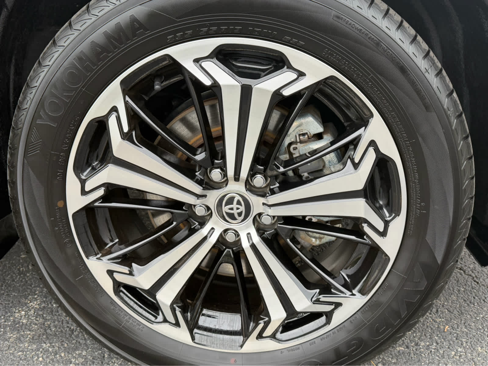 2024 Toyota RAV4 Prime XSE