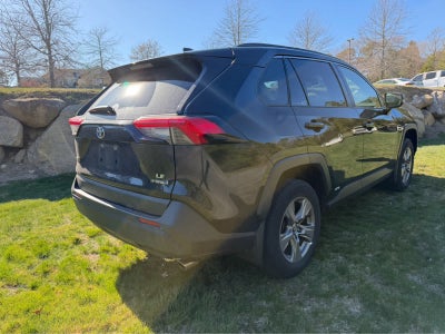 2022 Toyota RAV4 Hybrid LE