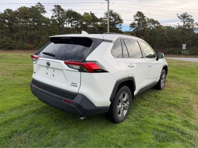2023 Toyota RAV4 Hybrid XLE