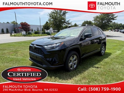 2022 Toyota RAV4 Hybrid XLE