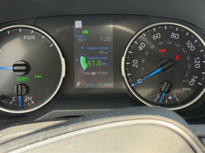 2022 Toyota RAV4 Hybrid XLE