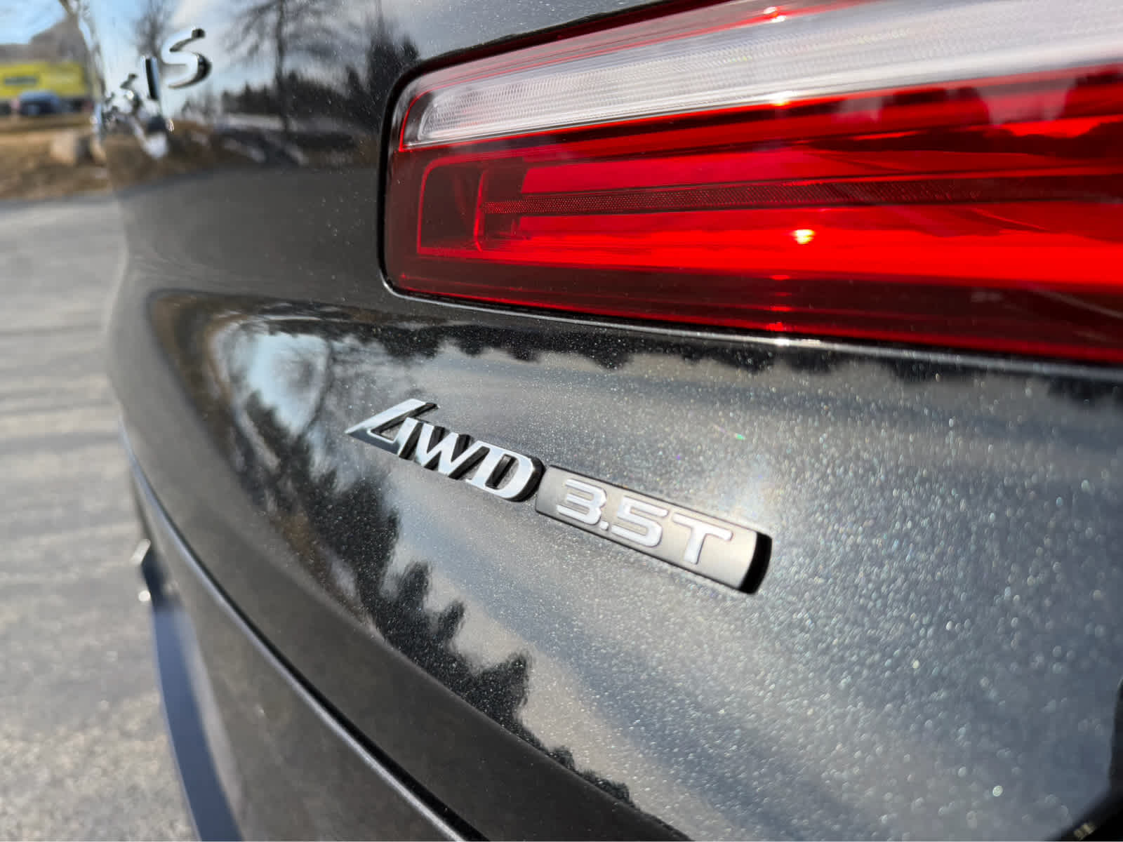 2024 Genesis GV80 Base