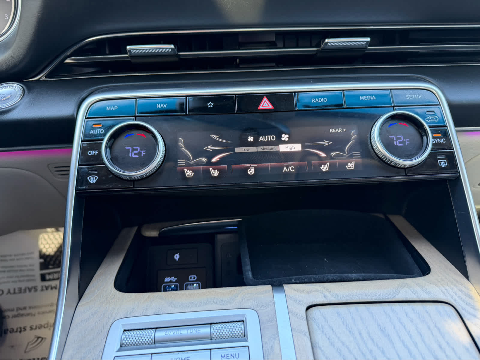 2024 Genesis GV80 Base