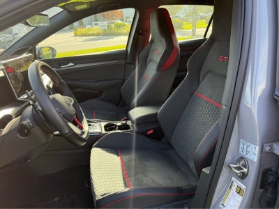 2025 Volkswagen Golf GTI SE