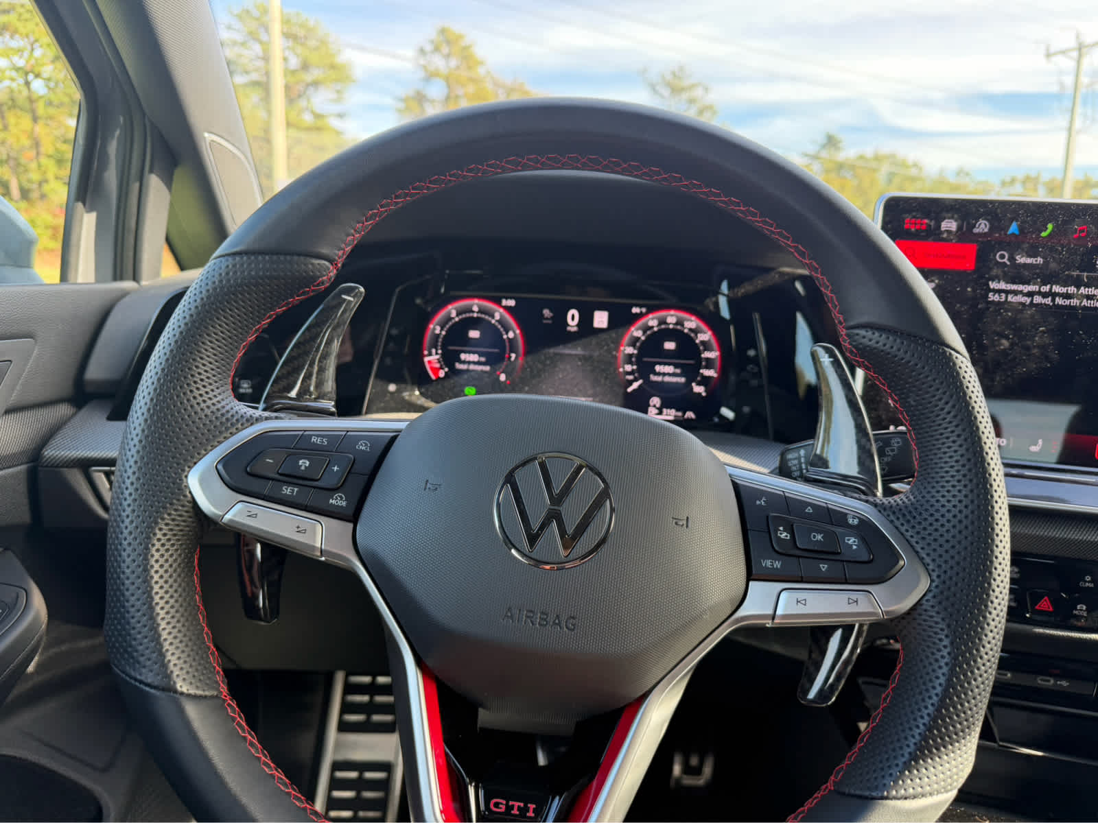2025 Volkswagen Golf GTI SE